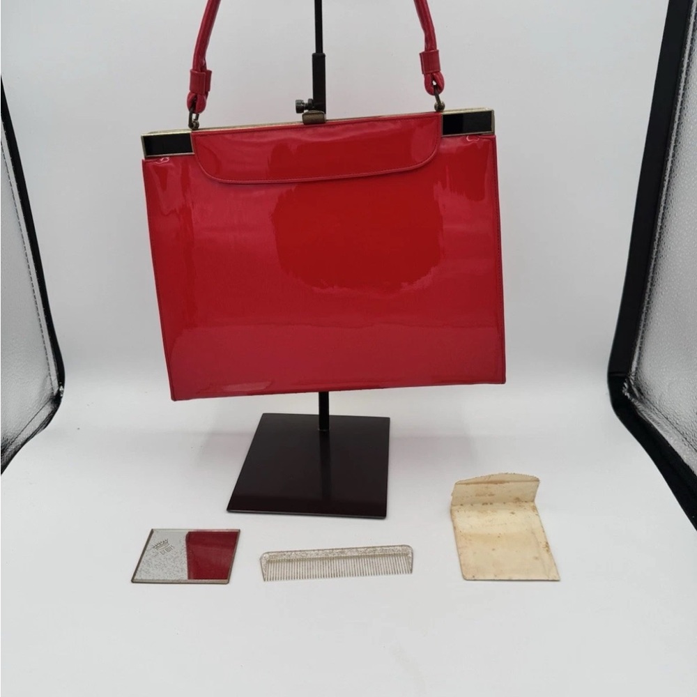 Vintage Crown Lewis 60s Red Patent Leather Glossy Top Handle Bag